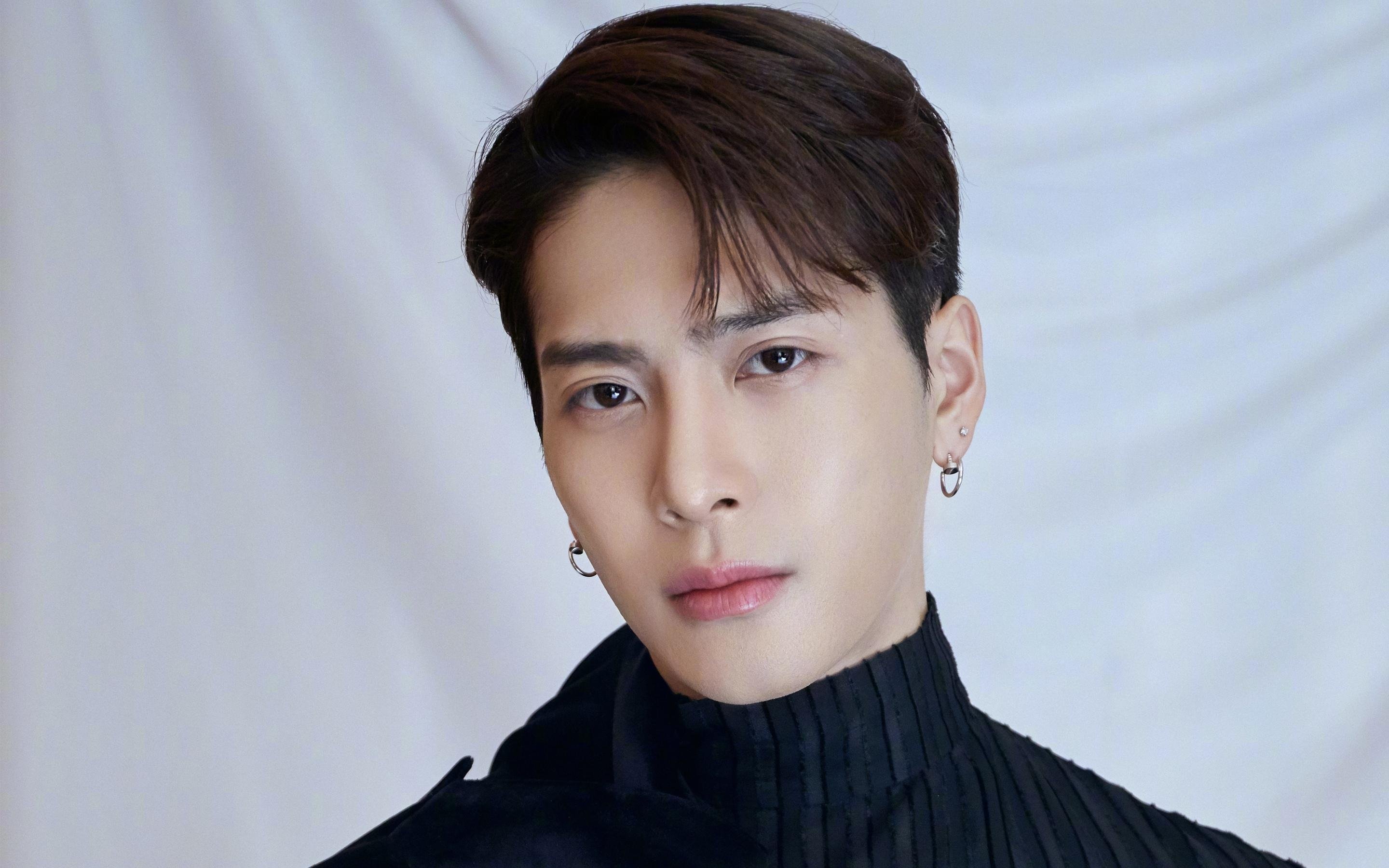 “在高新区全民健身馆,壁球场上没有‘慢’字,只有‘快’与‘准’!”